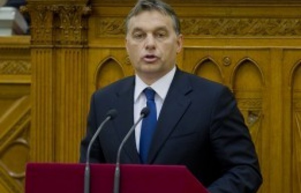 From PM Orbán, self-criti​cism in tiny doses