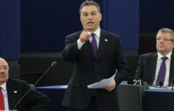 Fighting for Hungarian votes in Strasbourg
