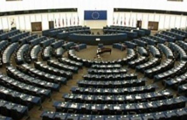 Európai Parlament: Politikai elfekvő vagy ugródeszka?