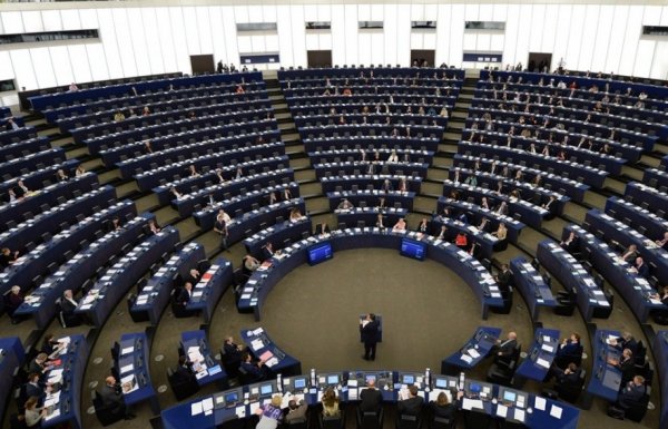 Új tanulmány: Közép-európai EP-képviselők karrierútjai